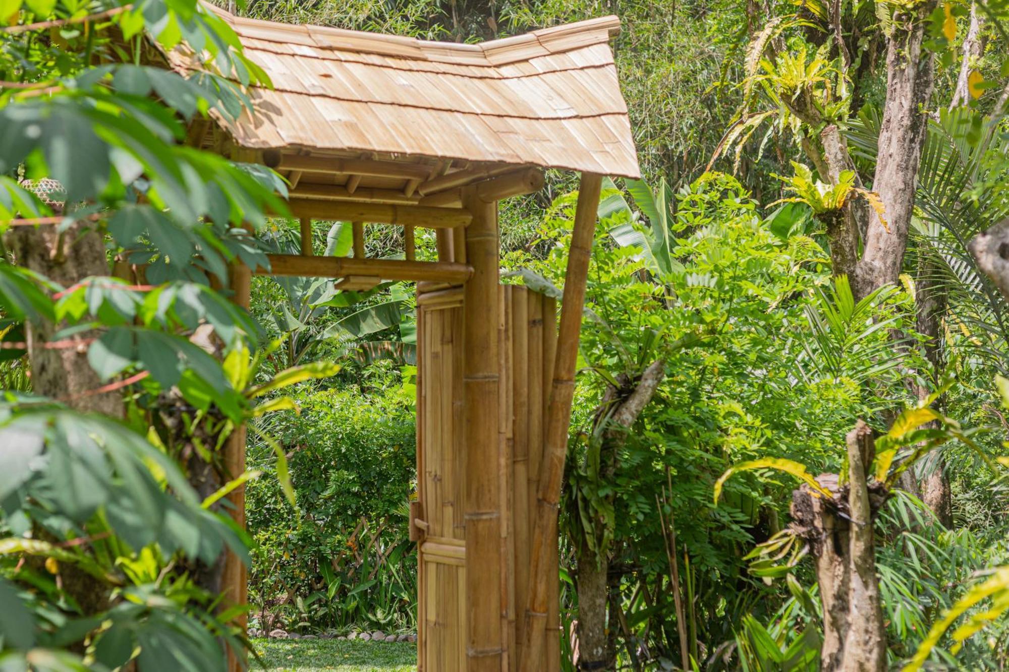 הוילה סיידמן Arcada Bali Bamboo House מראה חיצוני תמונה