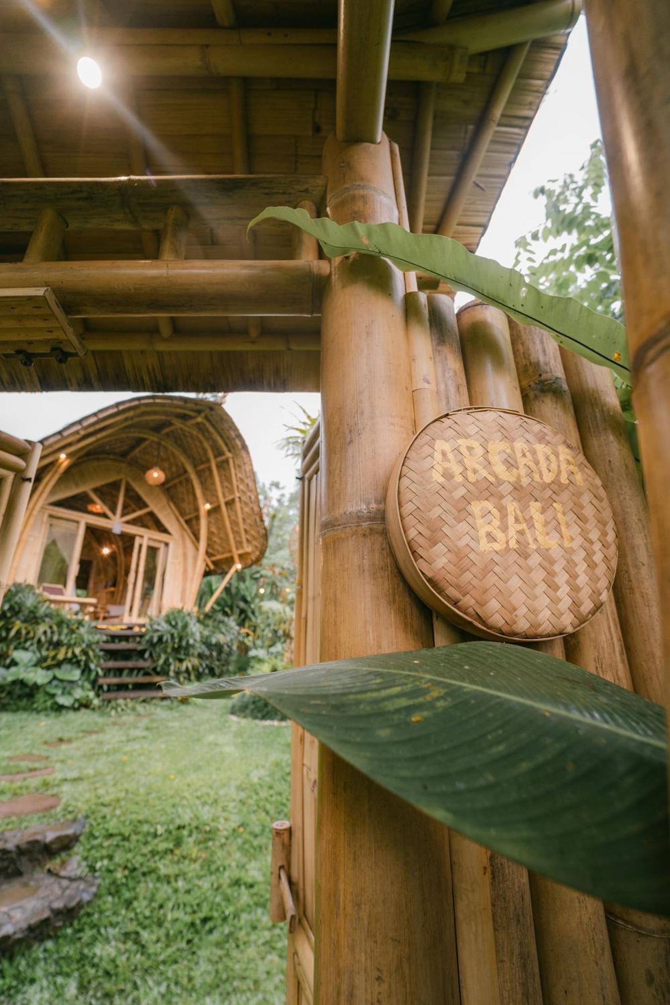 הוילה סיידמן Arcada Bali Bamboo House מראה חיצוני תמונה